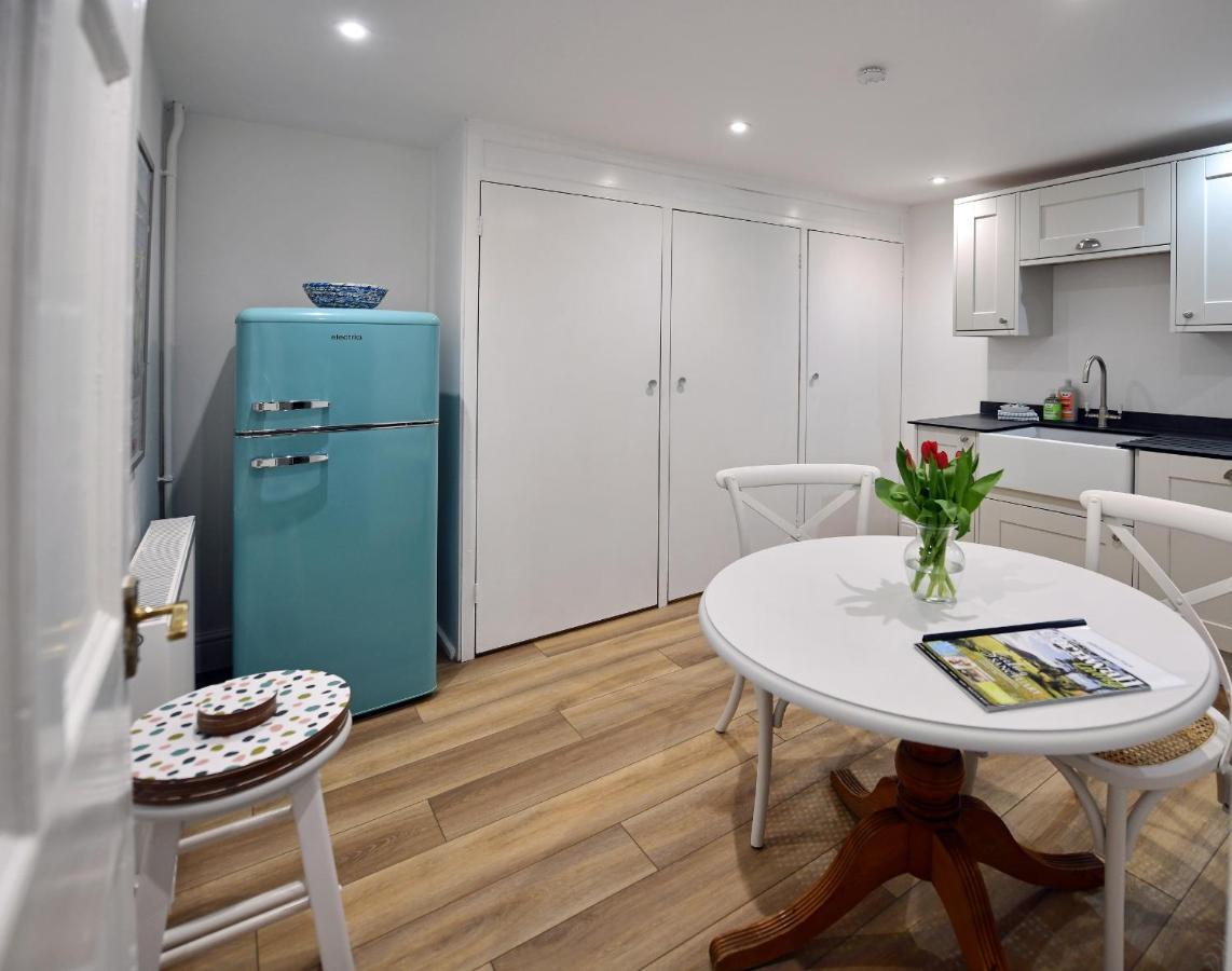 The Little Courtyard Apartment Penzance Bagian luar foto