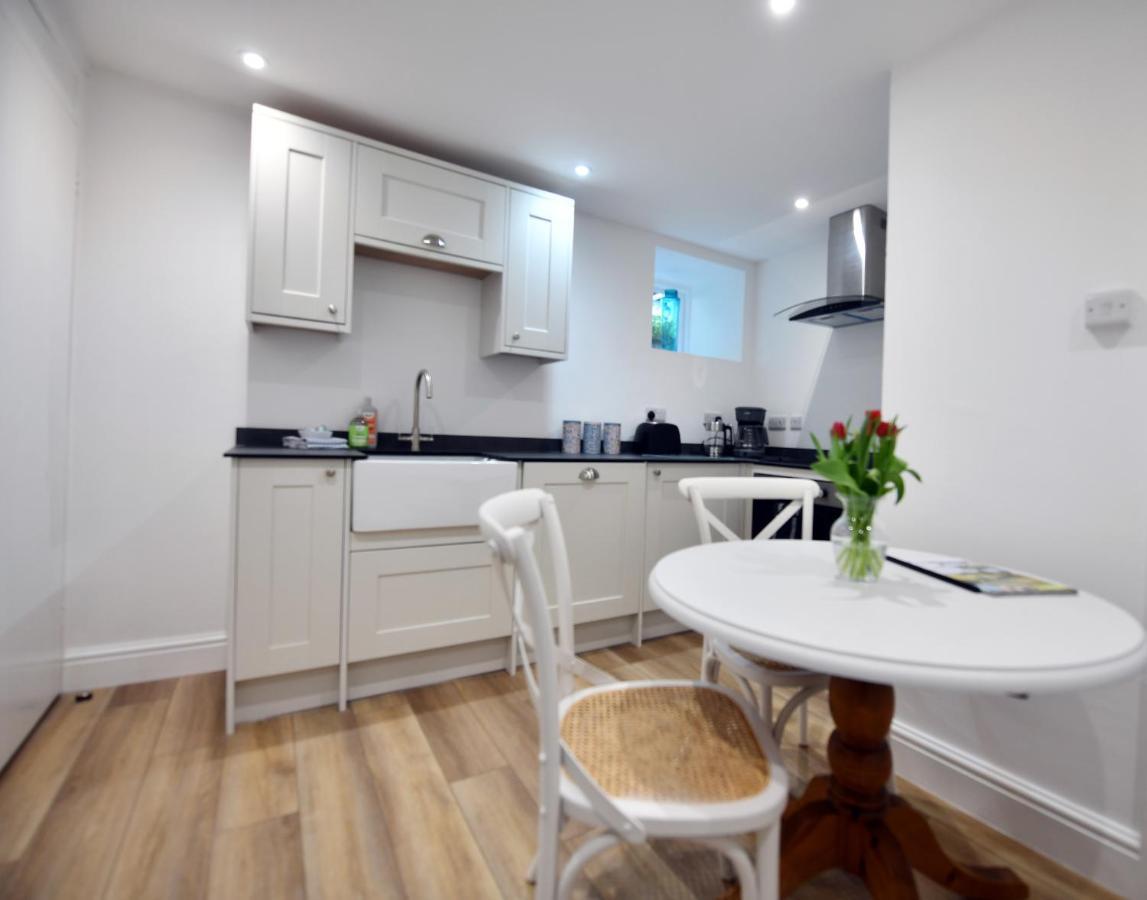 The Little Courtyard Apartment Penzance Bagian luar foto